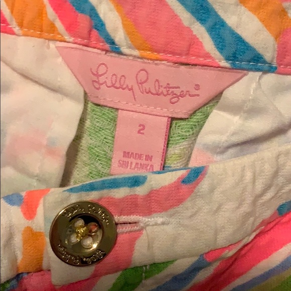Lilly Pulitzer shorts - Picture 2 of 3